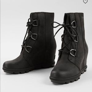 Joan of the Artic sorel boots size 7.5